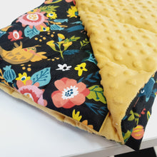 Load image into Gallery viewer, BIRDS &#39;N&#39; FLOWERS WEIGHTED BLANKET