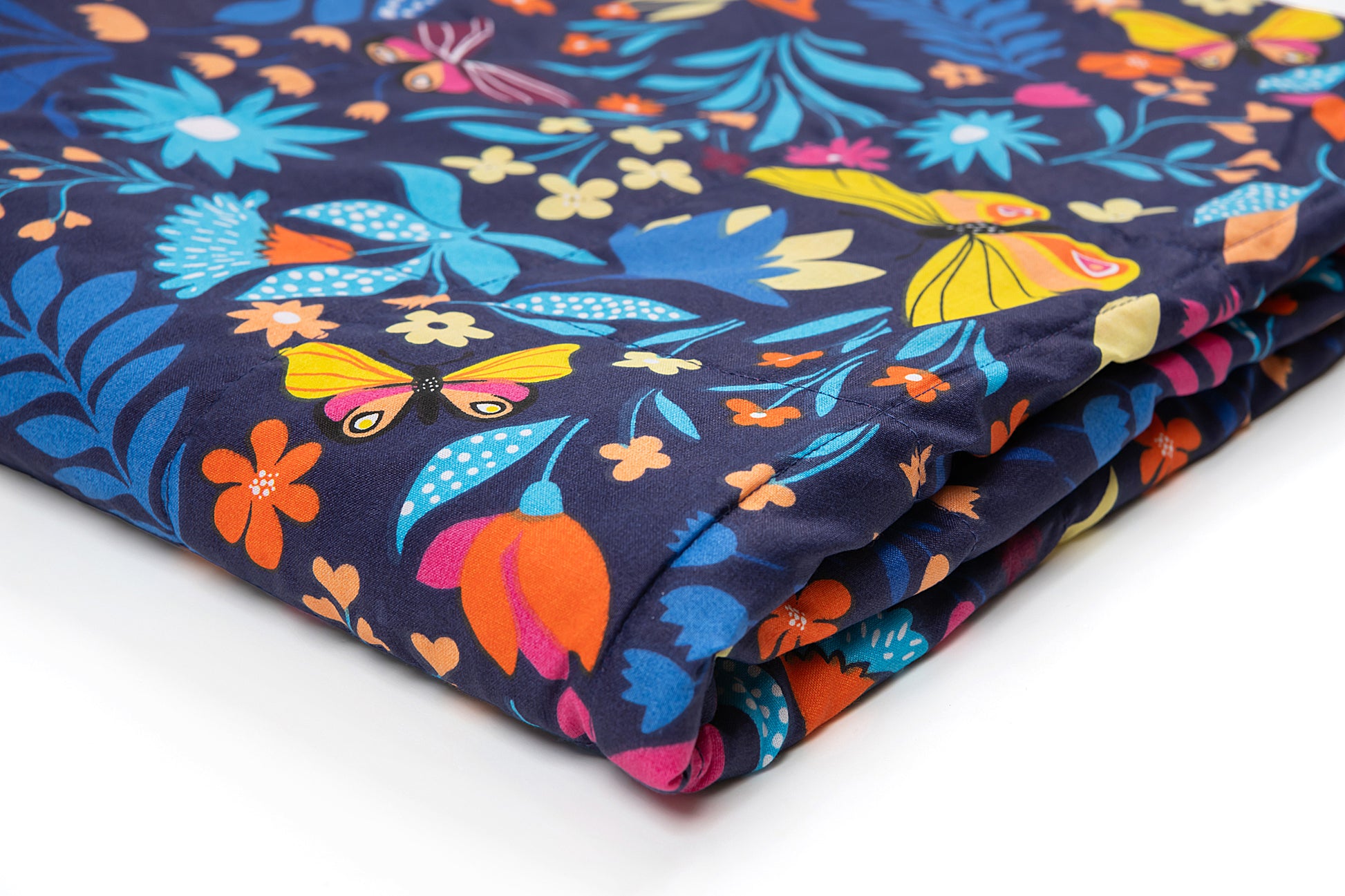 SUMMER MEADOW COTTON TOP WEIGHTED BLANKET print close up