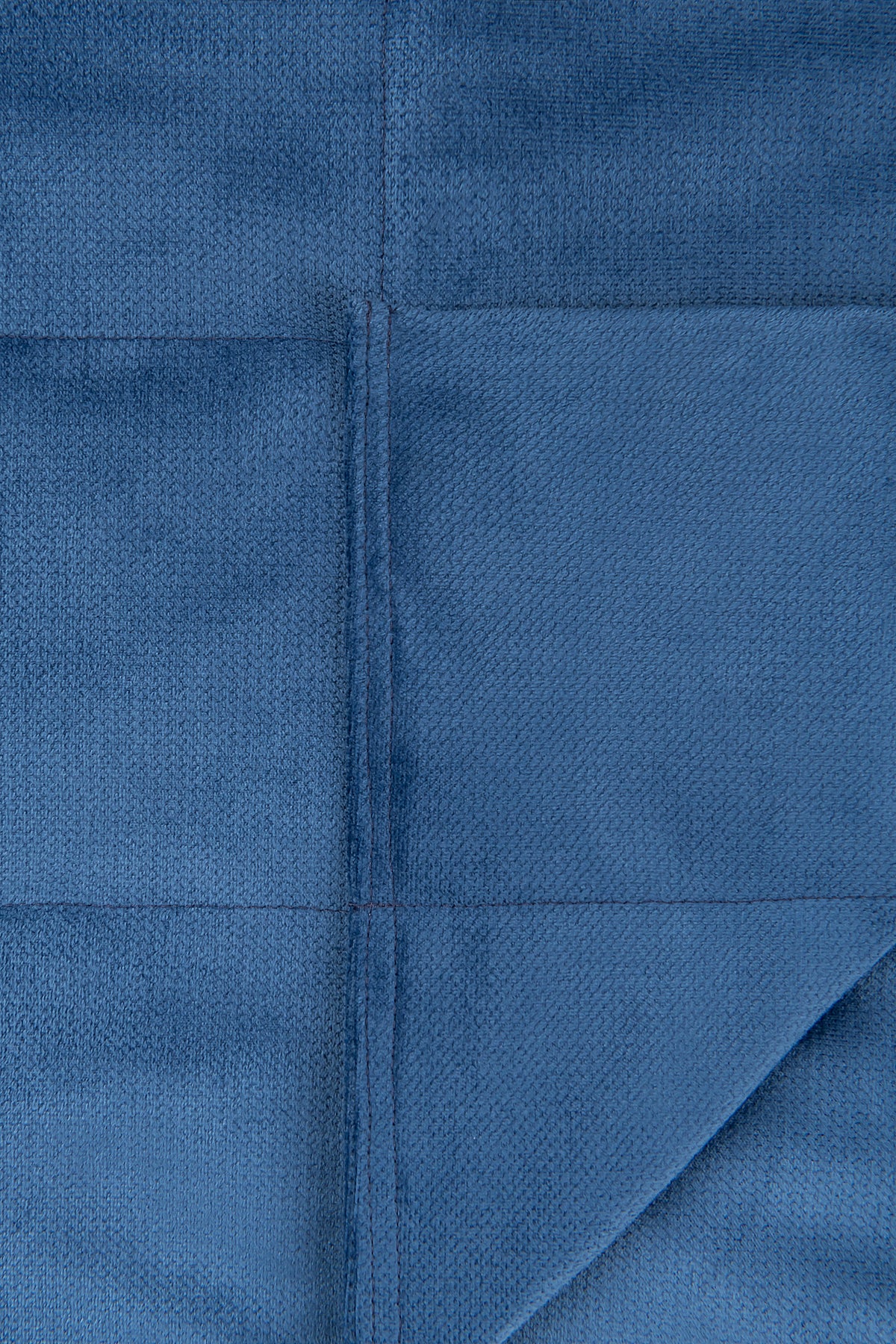 VELVET TOP WEIGHTED BLANKET IN NAVY BLUE 