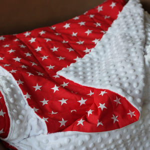 Red Stars & White Minky Blanket | Sensory Owl